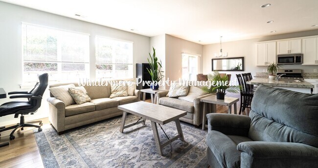 Building Photo - 5064 NW Bear Paw Ct