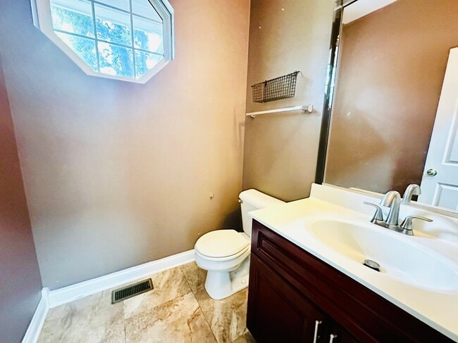 Building Photo - 1254 Chicory Ln