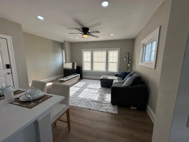 Photo - 1847 E 87th St Apartment