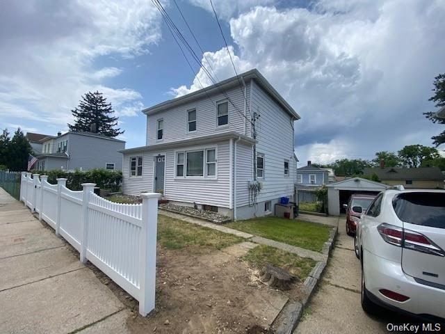 Building Photo - 29 Devoe St