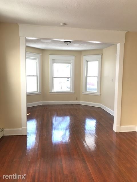 Building Photo - 2 br, 1 bath  - 167 Scranton St Fl 2