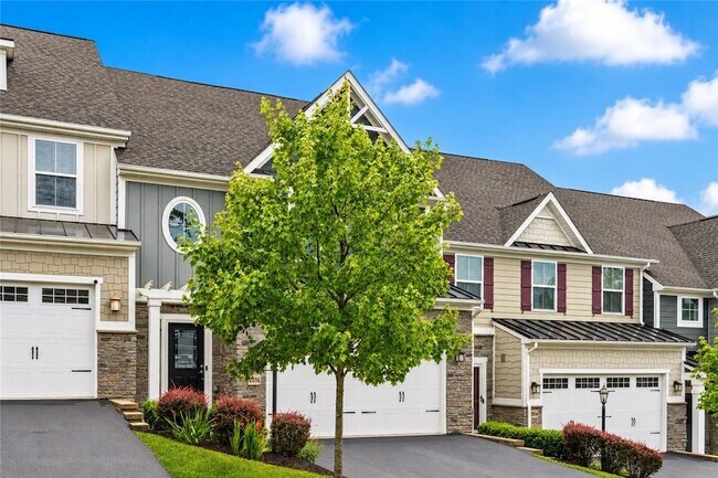 Building Photo - 2516 Adele Ct