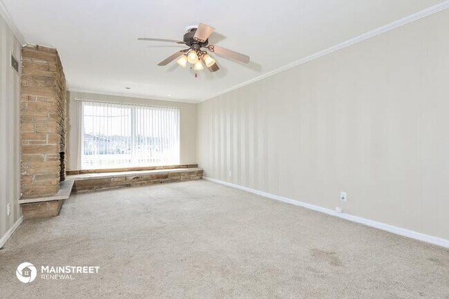 Building Photo - 36 Renee Dr, Florissant, MO 63033