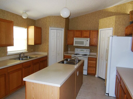 Building Photo - 2009 N Normandy Blvd