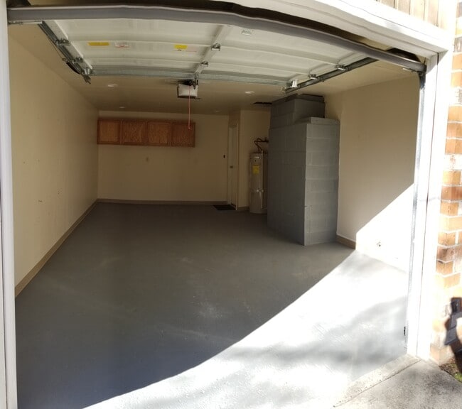 Building Photo - 10321 146th St E