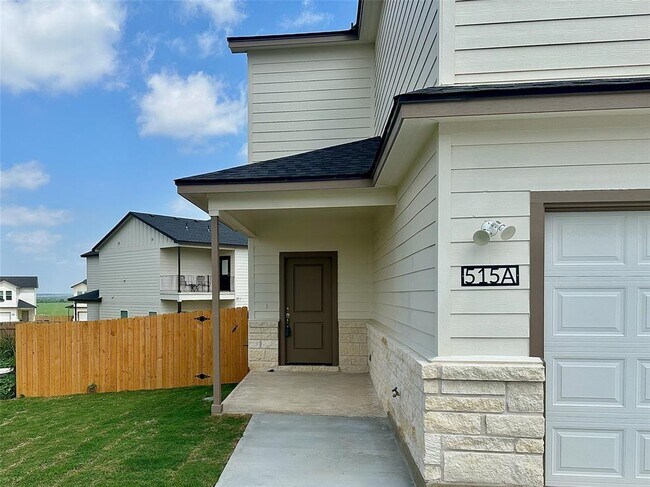 Foto del edificio - 515 War Admiral Dr