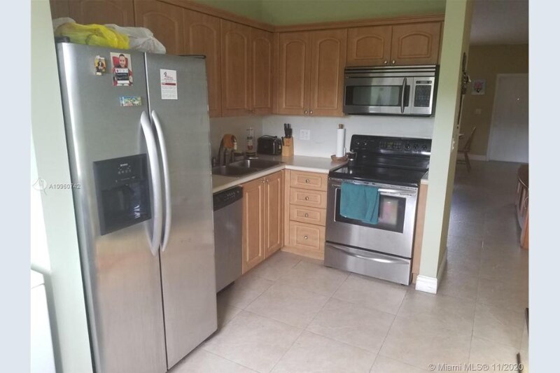 Foto del edificio - 13320 SW 152nd St