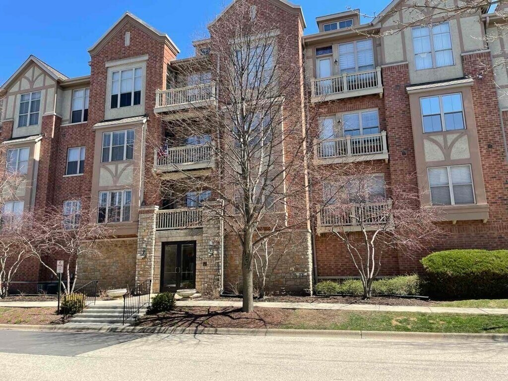 1739 Tudor Ln Unit 207, Northbrook, IL 60062 Condo for Rent in