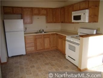  - 3606 E 34th St