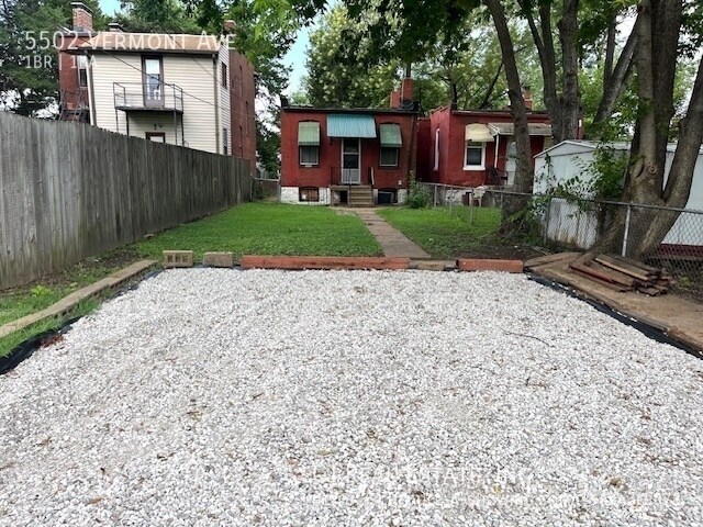 Foto principal - 5502 Vermont Ave