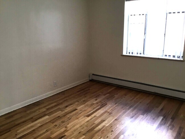 Foto del edificio - 1350 Columbine St