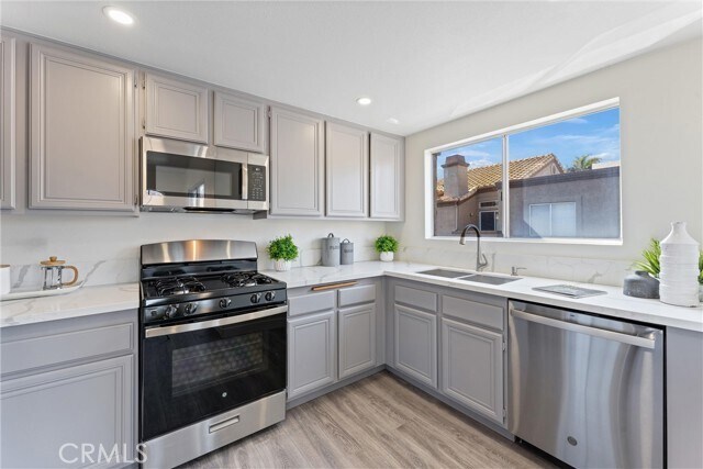 Foto principal - 2432 Moon Dust Dr