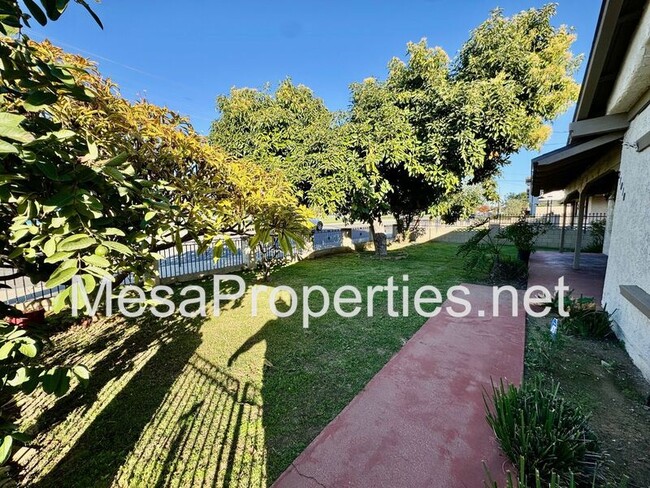 Foto del edificio - 21010 E Cypress St