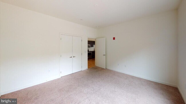 Building Photo - 1238 N 28th St