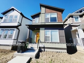 Building Photo - 472 Edgemont Dr