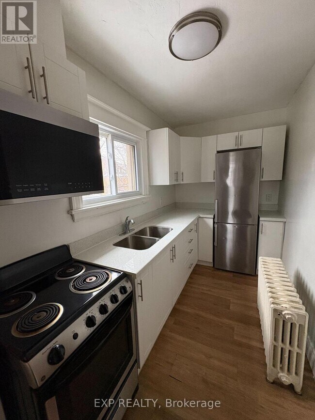 Photo du bâtiment - 53 Proctor Blvd