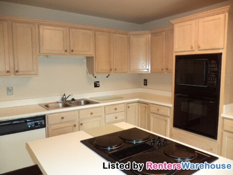 Building Photo - 1707 Barrington Ct