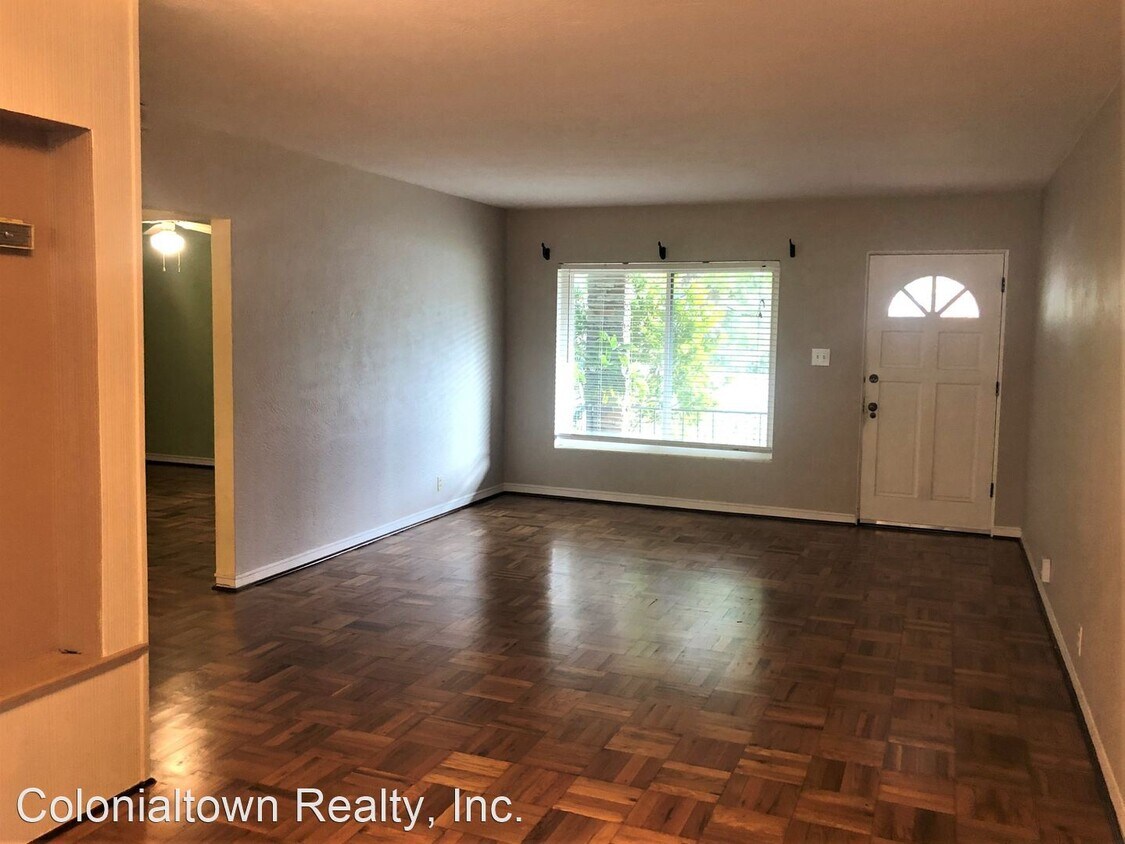 Building Photo - 2 br, 1.5 bath House - 1715 Weber St