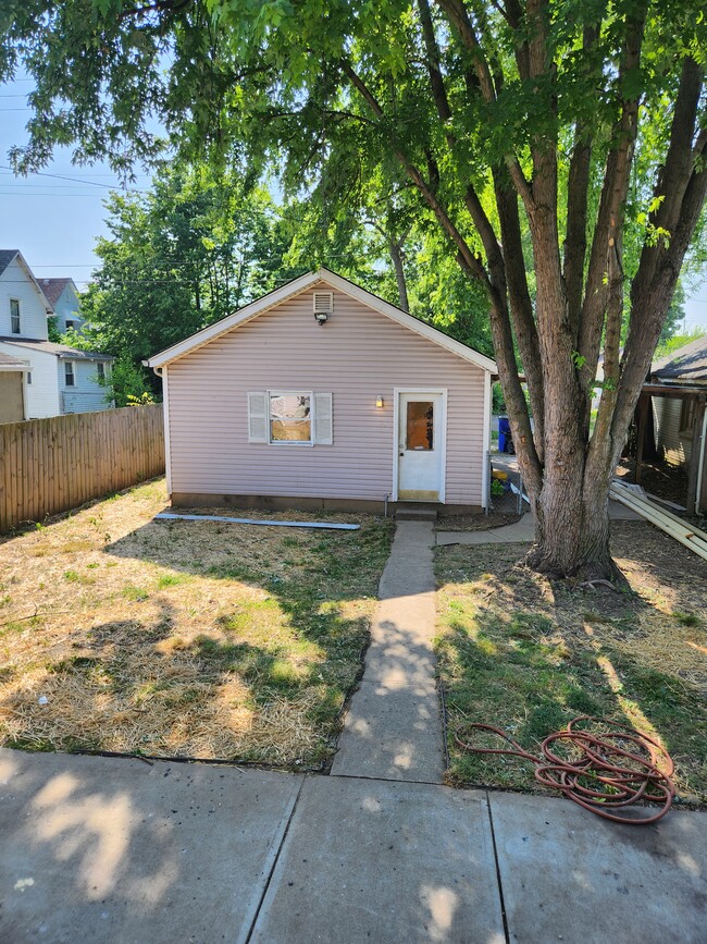 garage from back door - 2839 Benninghofen Ave