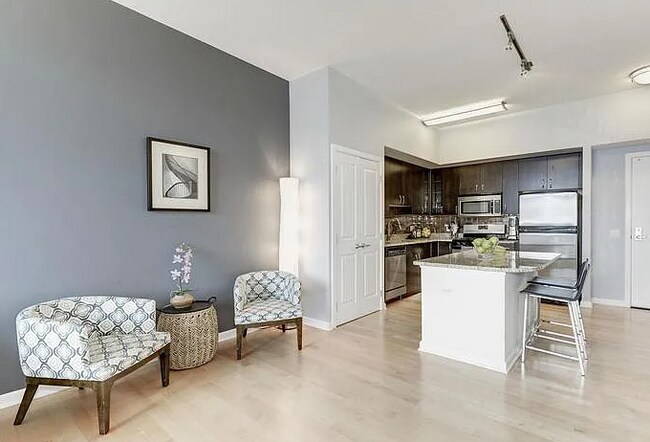 Foto del edificio - 440 L St NW