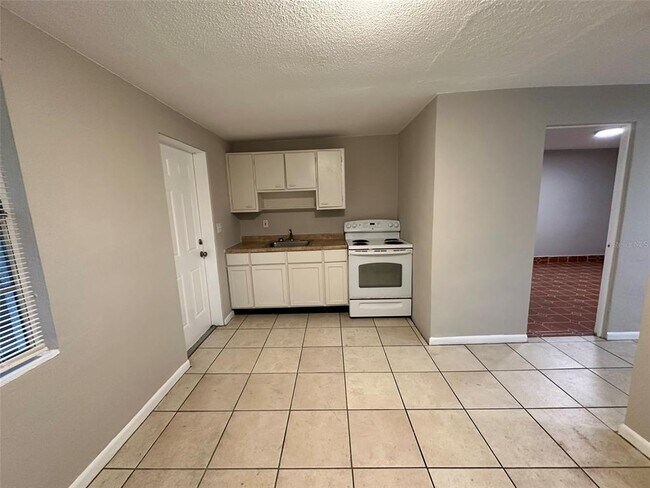 Building Photo - 240 E Martin Luther King Jr Dr