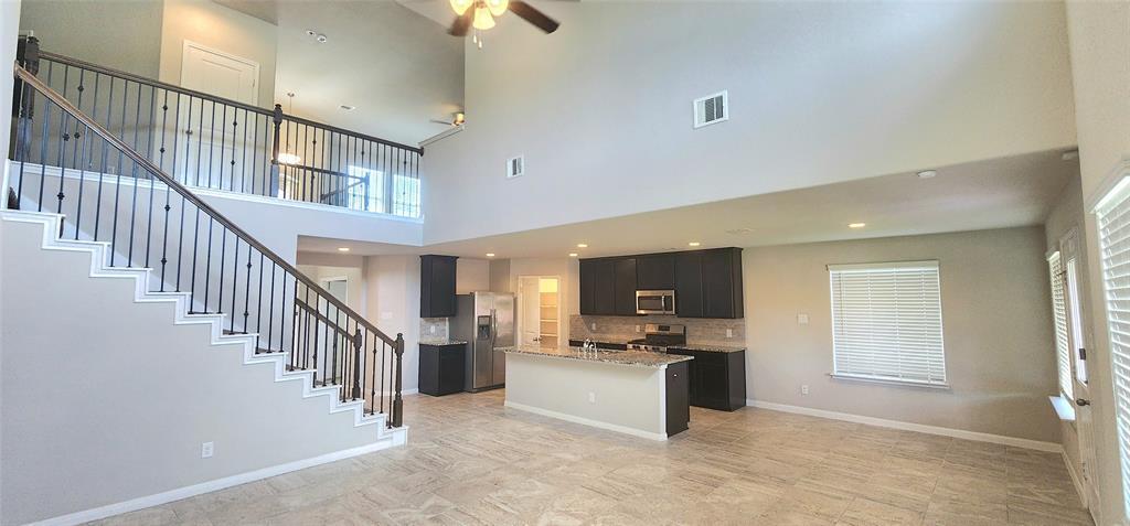 Primary Photo - 12615 City Square Ln