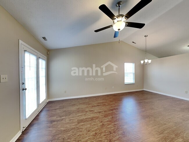 Foto del edificio - 4316 Strawflower Drive