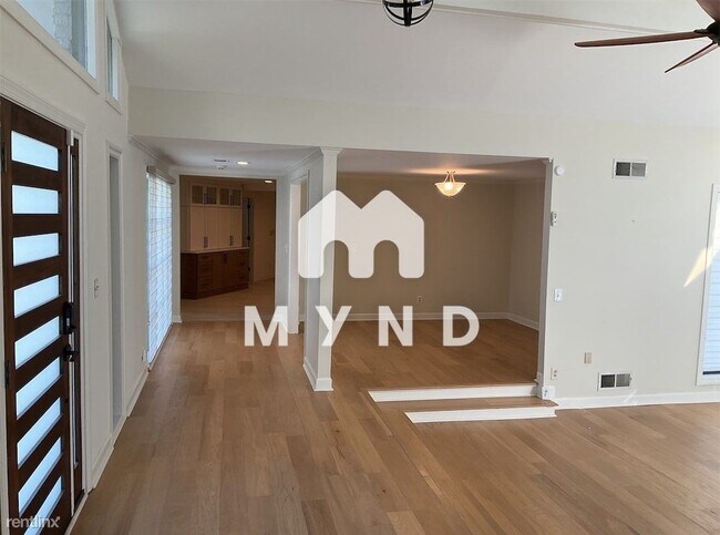 Building Photo - 4 br, 3 bath House - 4700 Cascade Rd Sw