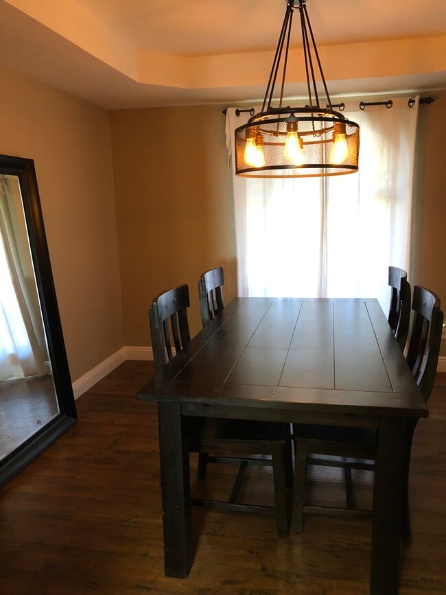 dining room - 7012 E Redfield Rd