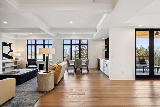 Open Floor Plan - 511 2nd St