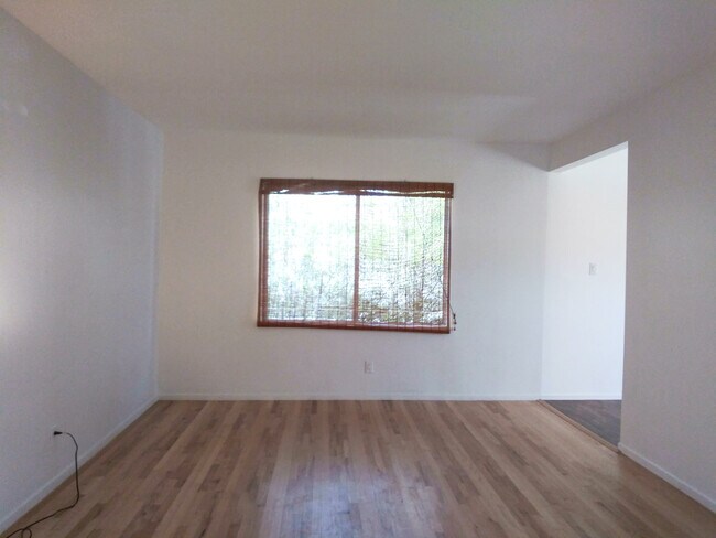 Foto del edificio - 417 Bay St