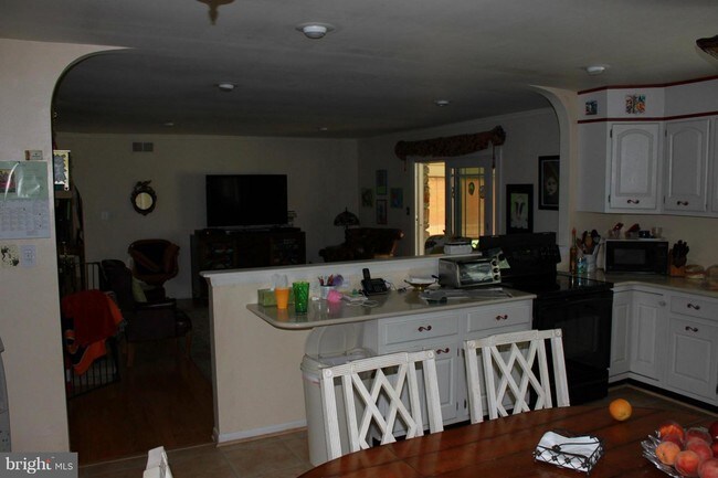 Foto del edificio - 11905 Greenspring Ave