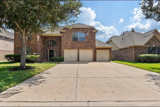 Building Photo - 21627 Cozy Hollow Ln