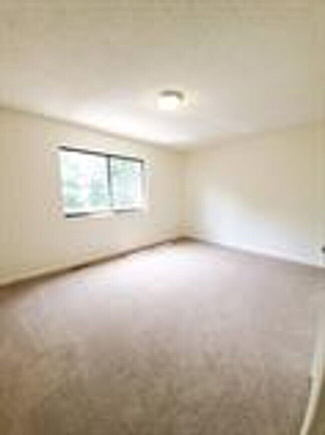 Foto del edificio - 2141 28th Ave Ct