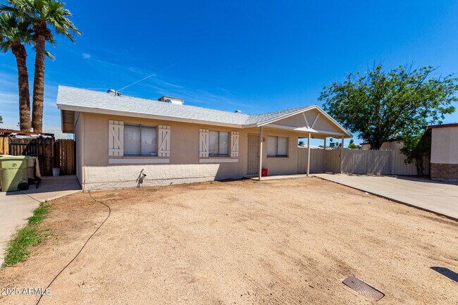 Building Photo - 4636 W Mission Ln