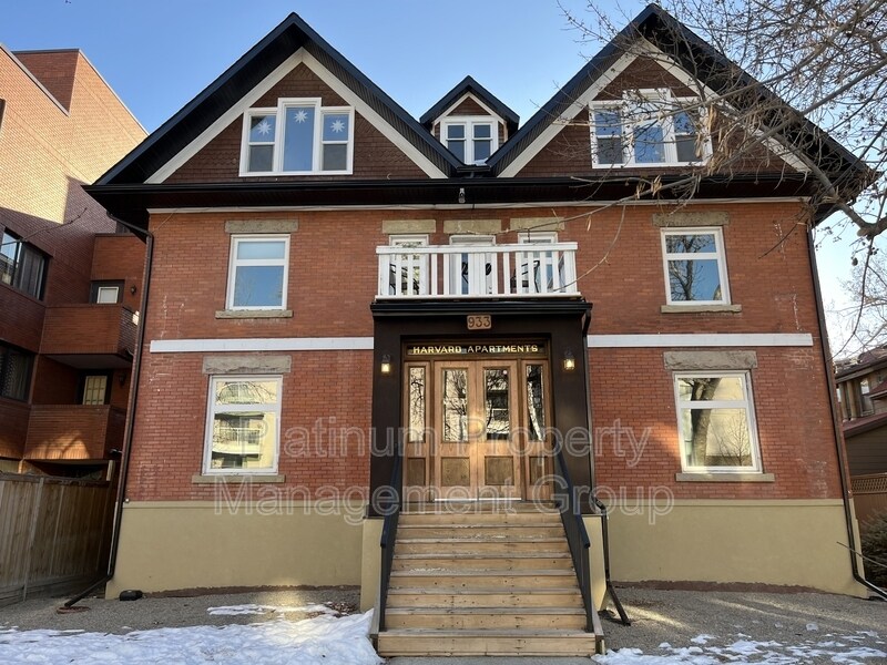 Building Photo - 933-918 18 Ave SW