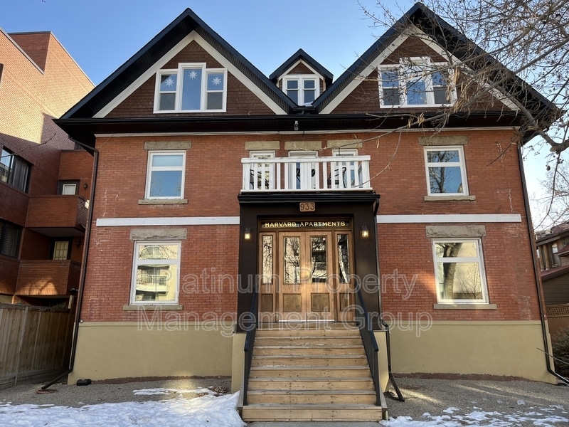 Photo du bâtiment - 933-918 18 Ave SW