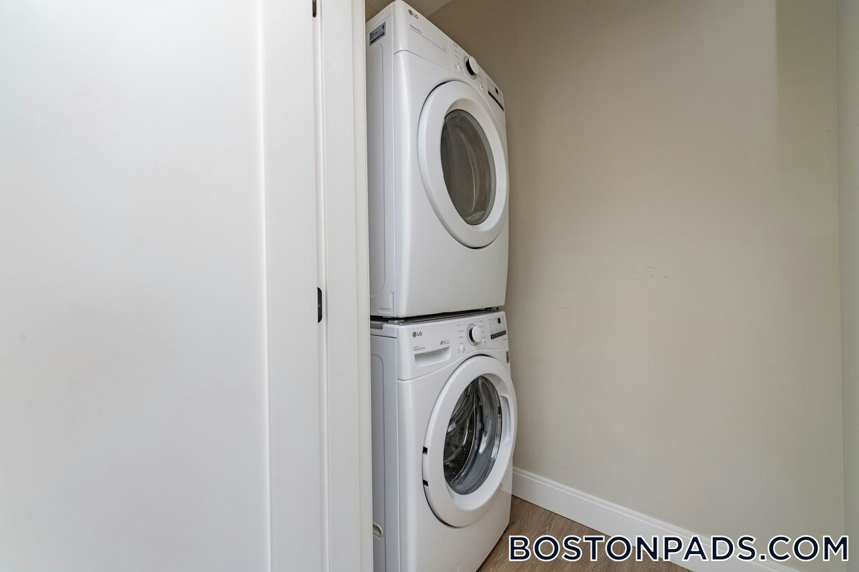 Foto principal - 340 Bremen St