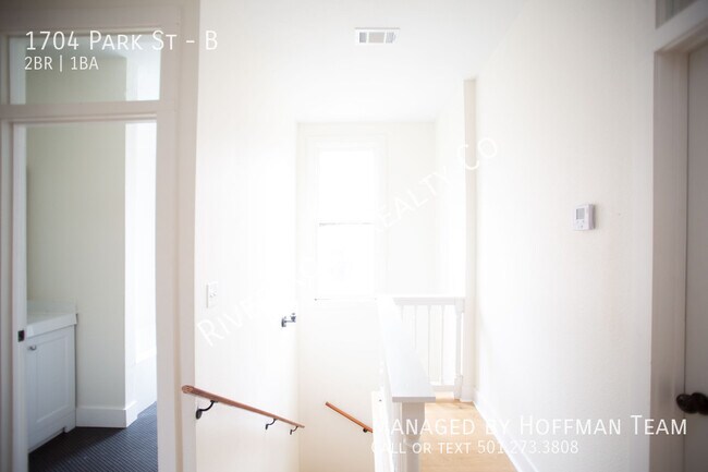 Foto del edificio - 1704 S Park St