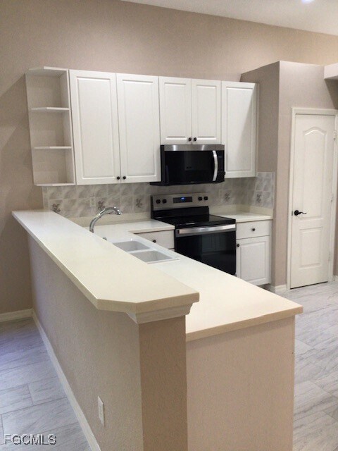 Foto del edificio - 15560 Laguna Hills Dr