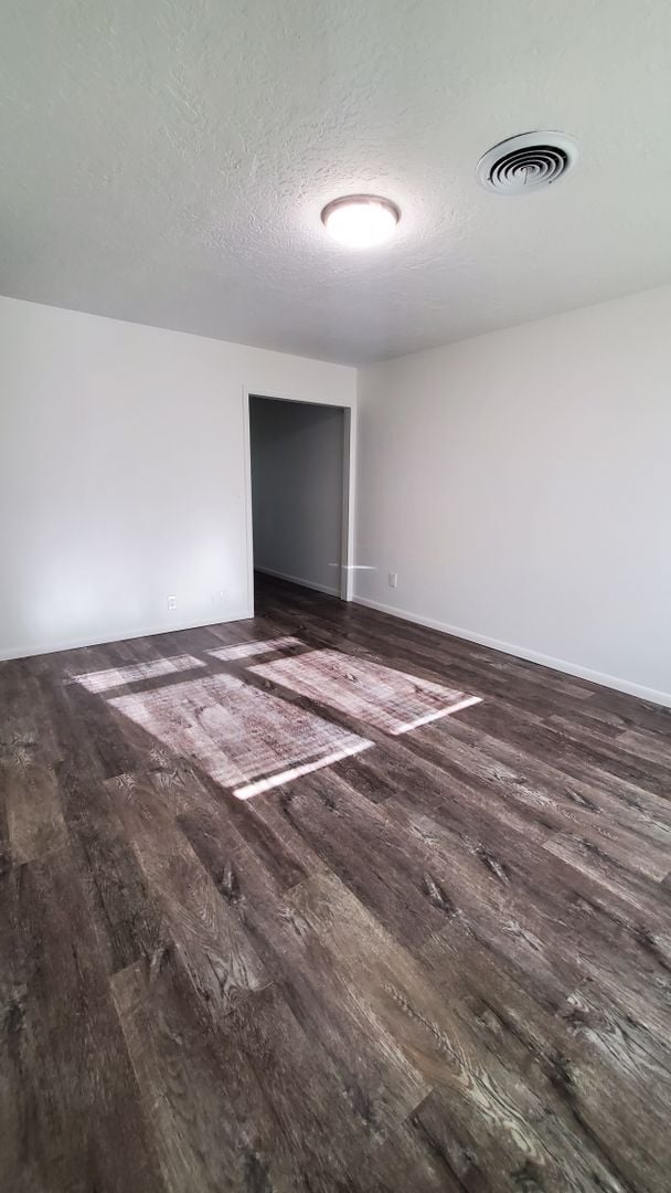 Building Photo - 2018 Cherokee Ln