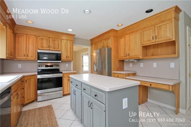 Foto del edificio - 4 Meadow Wood Dr
