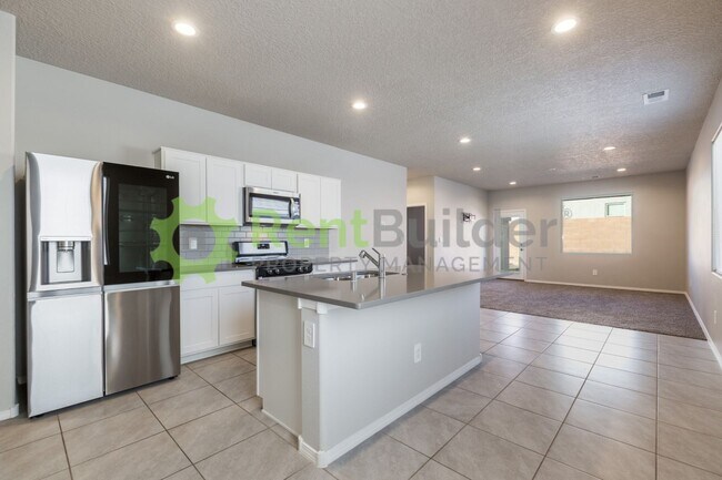 Foto del edificio - CALL US TODAY AT (505) 808-6467 TO SCHEDULE A CONVENIENT SHOWING