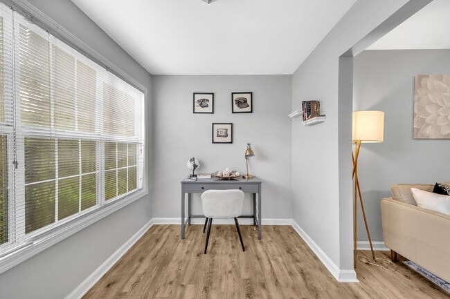 Building Photo - Spacious 1 Bedroom in Georgetown