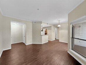 Building Photo - 6000 Shepherd Mountain Cove