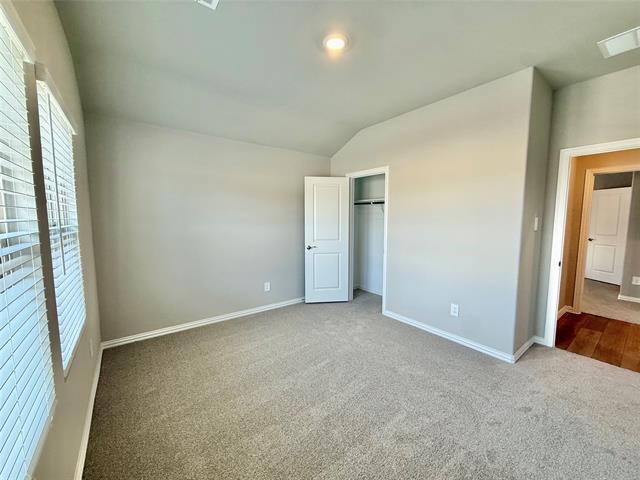 Building Photo - 2104 Rannoch St