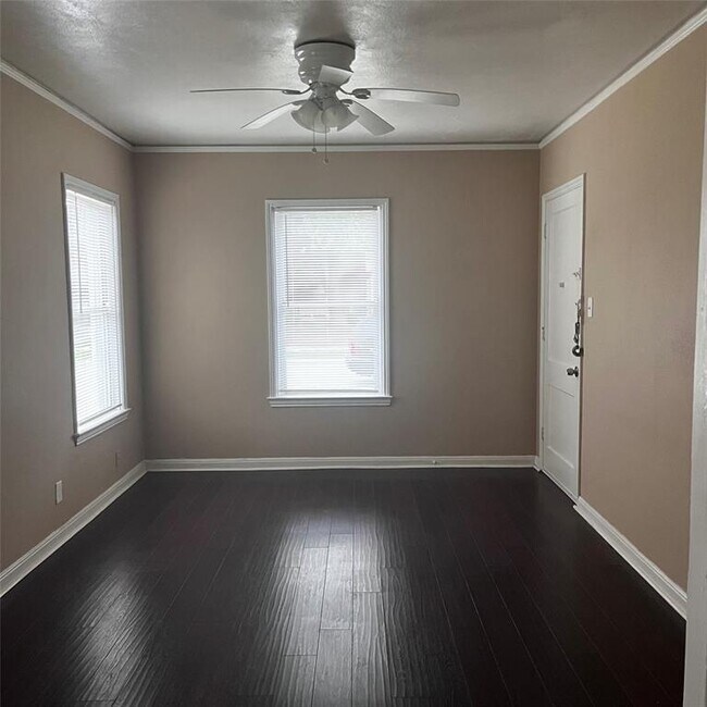 Foto del edificio - 4403 Jefferson St