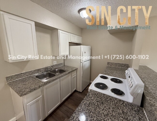 Building Photo - Discover Urban Comfort: Spacious 1-Bedroom Oasis at Lyn Capri