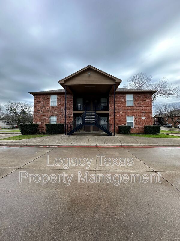 Foto del edificio - 1108 Williams Ave