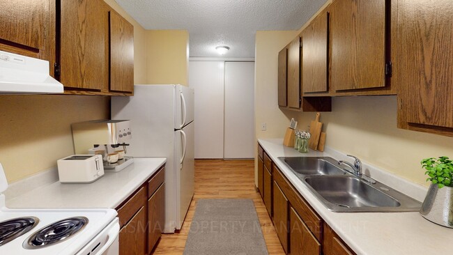 Foto del edificio - 2401 E Irwin St